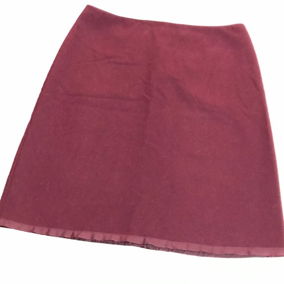Old Navy Dresses & Skirts - 3/$25 Old Navy Collection recycled wool skirt